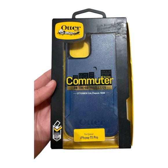 OtterBox Commuter Series iPhone 11 Pro Cases - 1 Light Pink & 2 Dark Blue - Picture 4 of 5